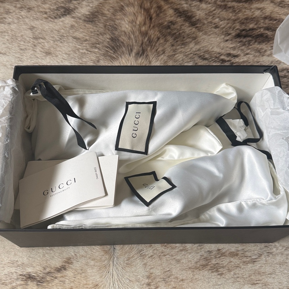 Gucci 37 7 Black Leather Gold Horsebit Mark Jane Pumps Heels Slingback with Box - Picture 12 of 16